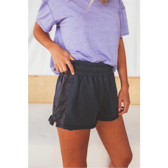 Free People FP Movement Half Way There Short / New Navy - Picture 2 of 2